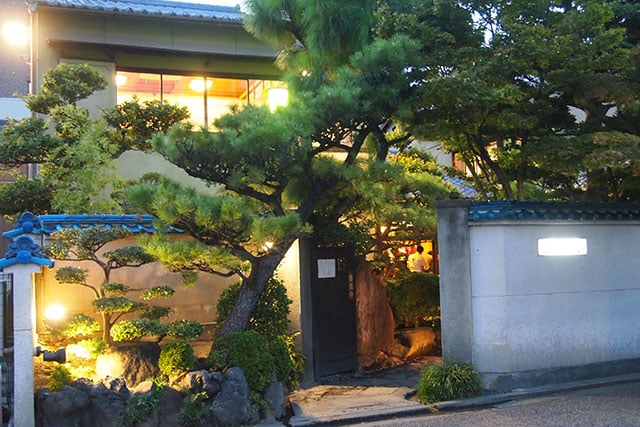 熱田蓬萊軒 (總店)