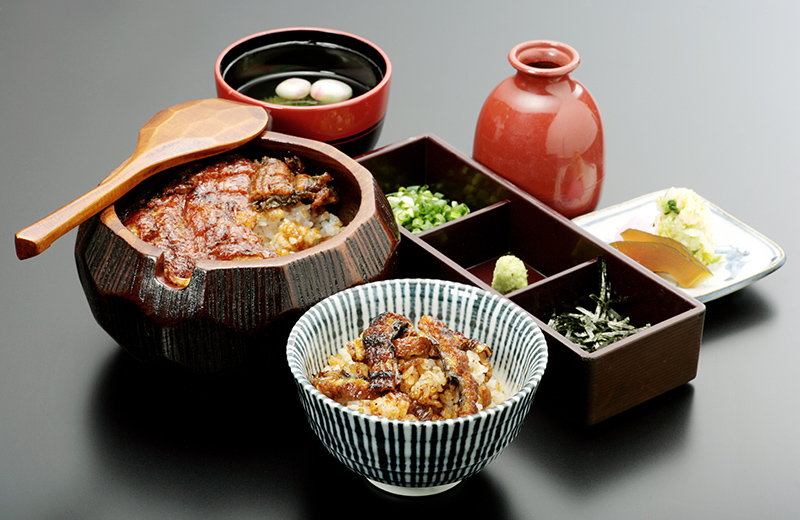 あつた蓬莱軒 本店・ひつまぶし
